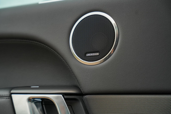 Land Rover Range Rover Sport 2.0 P400e SE R Dynamic Panoramadak Matrix LED Luchtvering Keyless Leer 21''LM