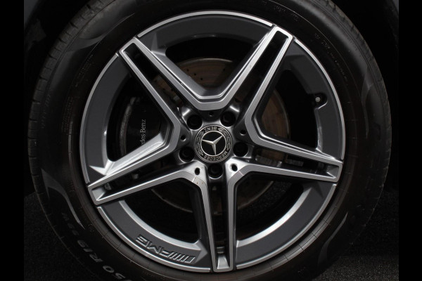 Mercedes-Benz GLA 200 Automaat AMG Line Nieuw model! | Navigatie | Climate Control | Camera | Half leder/alcantara | Led | Electrische achterklep | 19"Lichtmetalen velgen