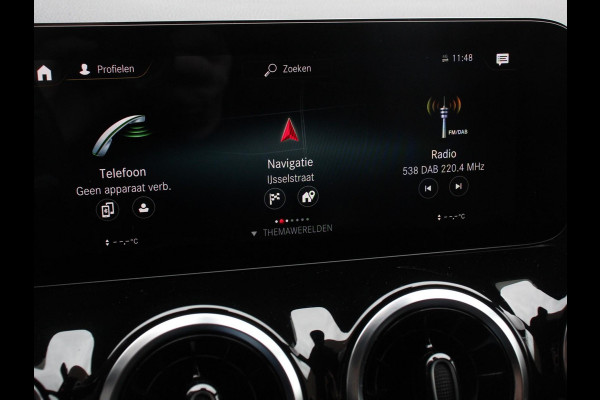 Mercedes-Benz GLA 200 Automaat AMG Line Nieuw model! | Navigatie | Climate Control | Camera | Half leder/alcantara | Led | Electrische achterklep | 19"Lichtmetalen velgen