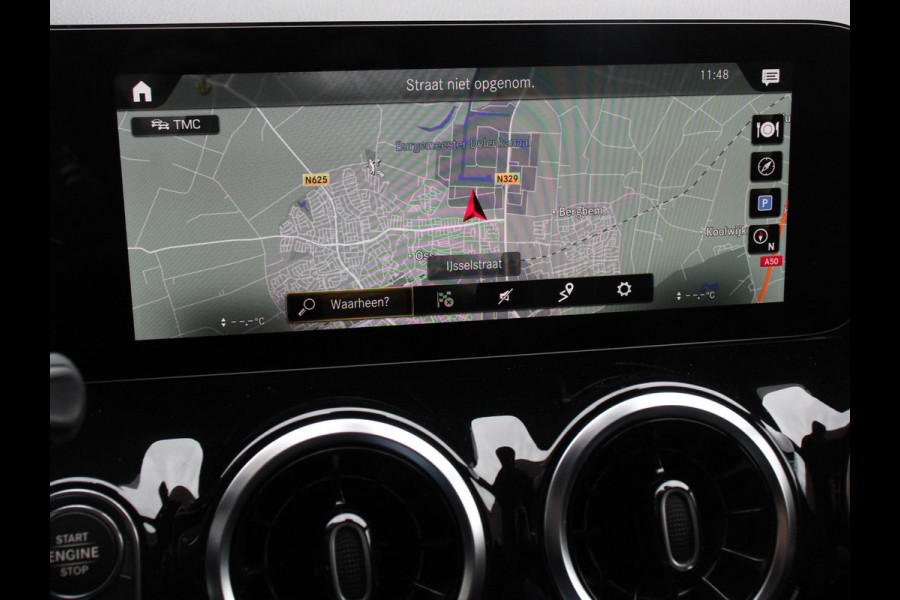 Mercedes-Benz GLA 200 Automaat AMG Line Nieuw model! | Navigatie | Climate Control | Camera | Half leder/alcantara | Led | Electrische achterklep | 19"Lichtmetalen velgen