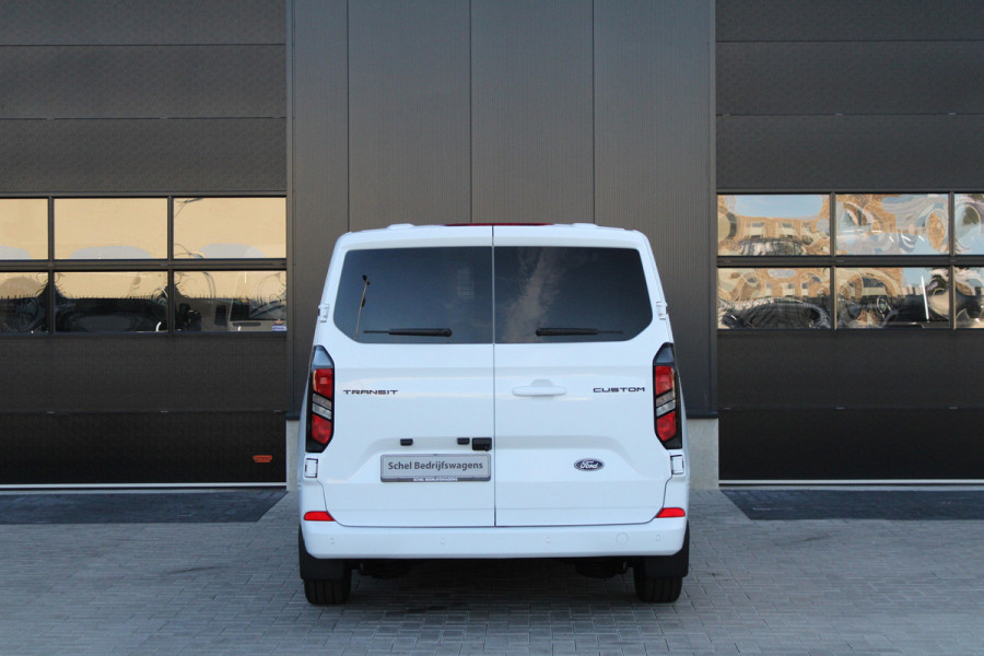 Ford Transit Custom 320 2.0 TDCI L2H1 Limited DC 170pk - 5 Zits - Adaptive Cruise - Navi - 2x Schuifdeur - Verwarmd stuur - 70l tank - 17" LM velgen