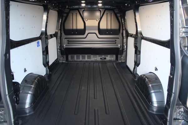 Ford Transit Custom 320 2.0 TDCI L2H1 Trend 170pk - Stoelverwarming - LED - Camera - Carplay/Android - Cruise - Rijklaar