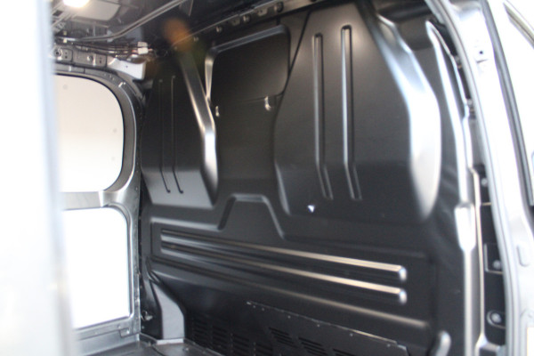 Ford Transit Custom 320 2.0 TDCI L2H1 Trend 170pk - Stoelverwarming - LED - Camera - Carplay/Android - Cruise - Rijklaar