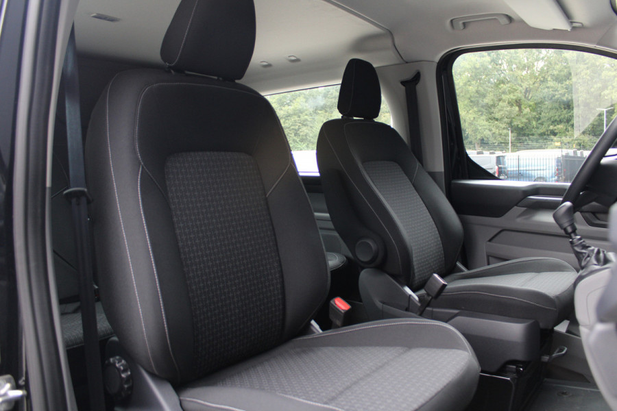 Ford Transit Custom 320 2.0 TDCI L2H1 Trend DC 136pk - Trekhaak - Camera - Stoelverwarming - Carplay/Android - Rijklaar