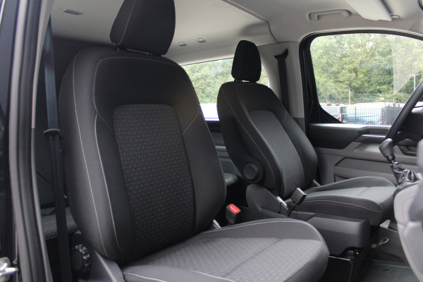 Ford Transit Custom 320 2.0 TDCI L2H1 Trend DC 136pk - Trekhaak - Camera - Stoelverwarming - Carplay/Android - Rijklaar