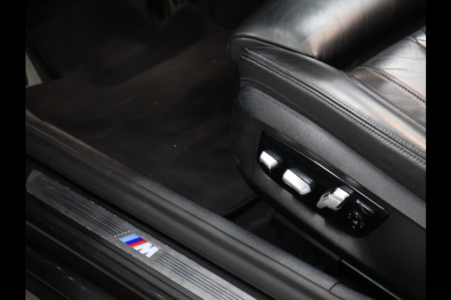 BMW 5 Serie Touring 520i M Sport [SCHUIFKANTELDAK, TREKHAAK, CAMERA, AUTOMATISCHE STOELEN, CRUISE CONTROL, HUD, APPLE CARPLAY, ANDROID AUTO, STOELVERWARMING, AUTO AIRCO, NAVI, NIEUWSTAAT]