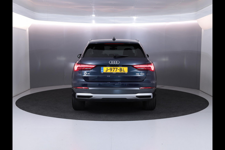 Audi Q3 35 TFSI Pro Line business 150 pk S-tronic | Navigatie | Parkeersensoren achter | Adaptieve cruise control | Lichtmetalen velgen 19" | Stoelverwarming |