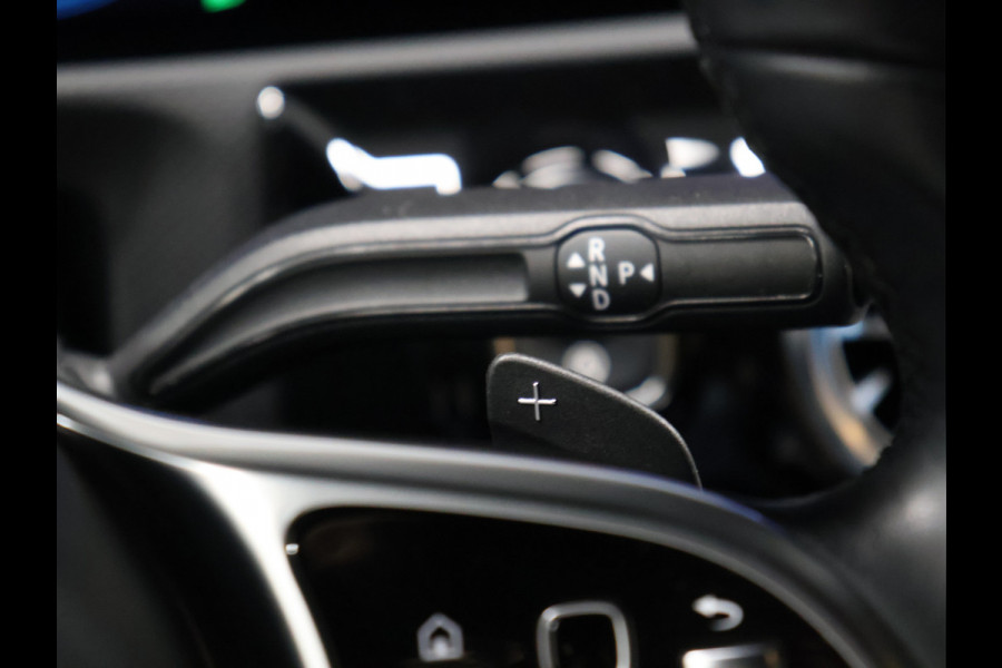 Mercedes-Benz CLA-Klasse Shooting Brake 180 Business Solution Luxury [AUTOMATISCHE ACHTERKLEP, CAMERA, PDC 360, CRUISE CONTROL, FLIPPERS, SFEERVERLICHTING, BLUETOOTH TELEFOON, AUTOMATISCHE AIRCONDITIONING, NIEUWSTAAT]
