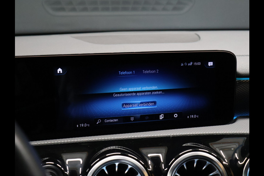 Mercedes-Benz CLA-Klasse Shooting Brake 180 Business Solution Luxury [AUTOMATISCHE ACHTERKLEP, CAMERA, PDC 360, CRUISE CONTROL, FLIPPERS, SFEERVERLICHTING, BLUETOOTH TELEFOON, AUTOMATISCHE AIRCONDITIONING, NIEUWSTAAT]
