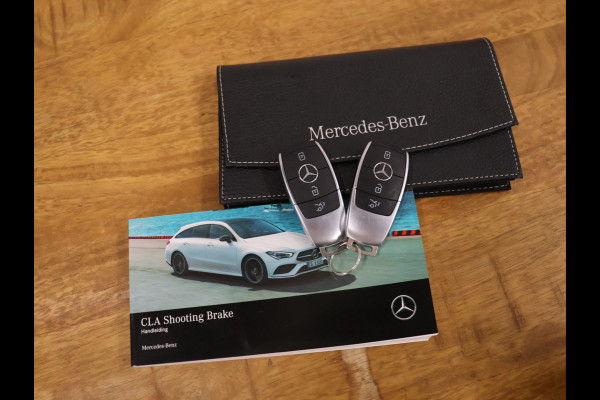 Mercedes-Benz CLA-Klasse Shooting Brake 180 Business Solution Luxury [AUTOMATISCHE ACHTERKLEP, CAMERA, PDC 360, CRUISE CONTROL, FLIPPERS, SFEERVERLICHTING, BLUETOOTH TELEFOON, AUTOMATISCHE AIRCONDITIONING, NIEUWSTAAT]