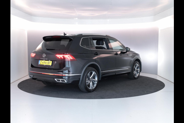 Volkswagen Tiguan Allspace 1.5 TSI R-Line Business 150 pk Automaat (DSG) | Verlengde garantie | Navigatie | Parkeersensoren | Matrix LED koplampen | Stoelverwarming | R-Line |