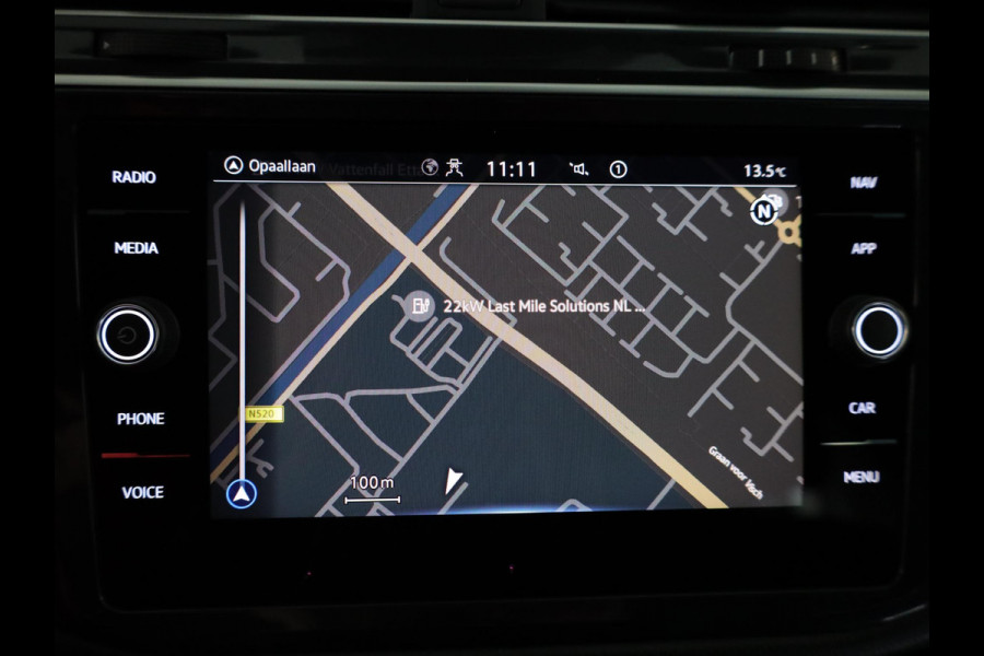 Volkswagen Tiguan Allspace 1.5 TSI R-Line Business 150 pk Automaat (DSG) | Verlengde garantie | Navigatie | Parkeersensoren | Matrix LED koplampen | Stoelverwarming | R-Line |