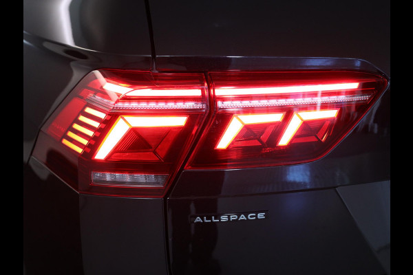 Volkswagen Tiguan Allspace 1.5 TSI R-Line Business 150 pk Automaat (DSG) | Verlengde garantie | Navigatie | Parkeersensoren | Matrix LED koplampen | Stoelverwarming | R-Line |