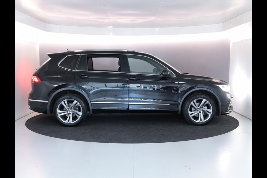 Volkswagen Tiguan Allspace 1.5 TSI R-Line Business 150 pk Automaat (DSG) | Verlengde garantie | Navigatie | Parkeersensoren | Matrix LED koplampen | Stoelverwarming | R-Line |