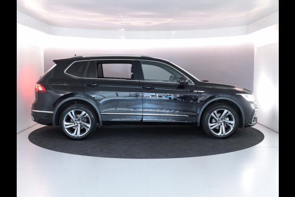 Volkswagen Tiguan Allspace 1.5 TSI R-Line Business 150 pk Automaat (DSG) | Verlengde garantie | Navigatie | Parkeersensoren | Matrix LED koplampen | Stoelverwarming | R-Line |