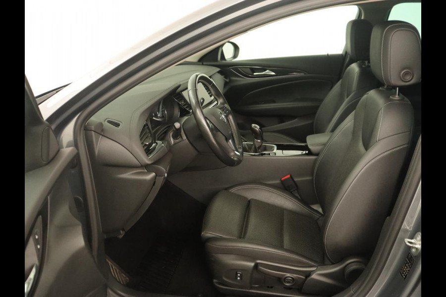Opel Insignia 1.5 CDTI Ultimate | Leder | Trekhaak | Stoelverwarming | Matrix LED | Camera | Stuurverwarming | Carplay | Navigatie