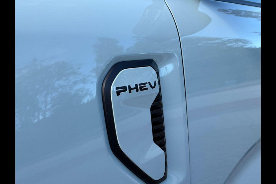 Ford Ranger 2.3 PHEV Stormtrak Double Cab 281pk | ZUID | 5 persoons! | Technology Pack Plus Trailer | Cargo Area Pack | Power Rollertop | Prijs excl. BTW incl. BPM | laadkabel mode 3 16A Ford Ranger 2.3 PHEV Stormtrak Double Cab 281pk | ZUID | 5 persoons! | Technology Pack Plus Trailer | Cargo Area Pack | Power Rollertop | Prijs excl. BTW incl. BPM | laadkabel mode 3 16A