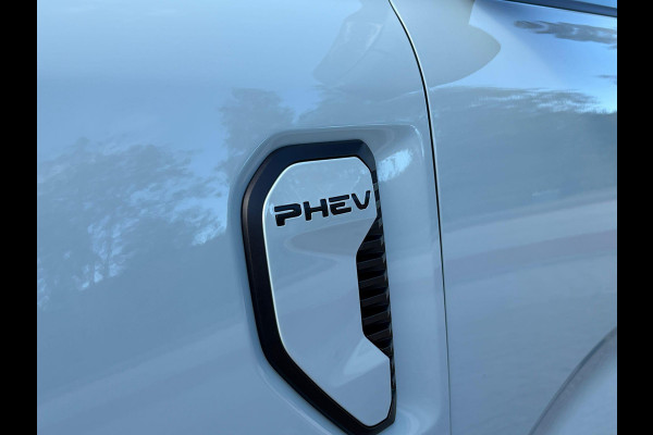 Ford Ranger 2.3 PHEV Stormtrak Double Cab 281pk | ZUID | 5 persoons! | Technology Pack Plus Trailer | Cargo Area Pack | Power Rollertop | Prijs excl. BTW incl. BPM | laadkabel mode 3 16A Ford Ranger 2.3 PHEV Stormtrak Double Cab 281pk | ZUID | 5 persoons! | Technology Pack Plus Trailer | Cargo Area Pack | Power Rollertop | Prijs excl. BTW incl. BPM | laadkabel mode 3 16A