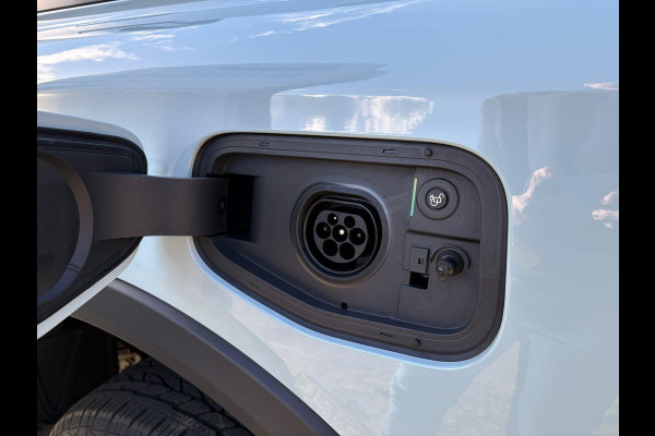 Ford Ranger 2.3 PHEV Stormtrak Double Cab 281pk | ZUID | 5 persoons! | Technology Pack Plus Trailer | Cargo Area Pack | Power Rollertop | Prijs excl. BTW incl. BPM | laadkabel mode 3 16A Ford Ranger 2.3 PHEV Stormtrak Double Cab 281pk | ZUID | 5 persoons! | Technology Pack Plus Trailer | Cargo Area Pack | Power Rollertop | Prijs excl. BTW incl. BPM | laadkabel mode 3 16A