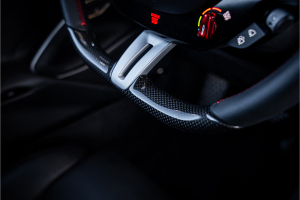 Ferrari Purosangue Esteso 6.5 V12 - Novitec | 755pk | Carbon | Panorama | Stoelmassage & Koeling