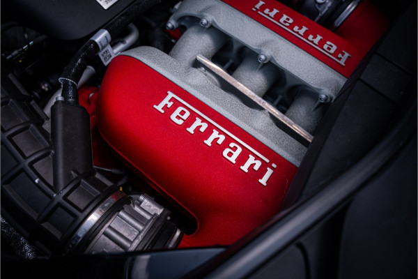 Ferrari Purosangue Esteso 6.5 V12 - Novitec | 755pk | Carbon | Panorama | Stoelmassage & Koeling