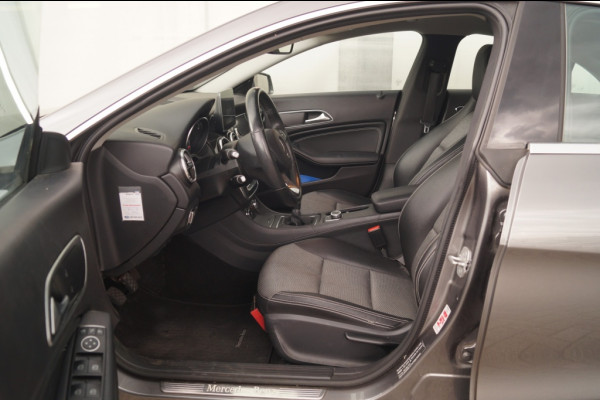 Mercedes-Benz CLA-Klasse 180d Edition -NAVI-AIRCO-PDC-CRUISE-