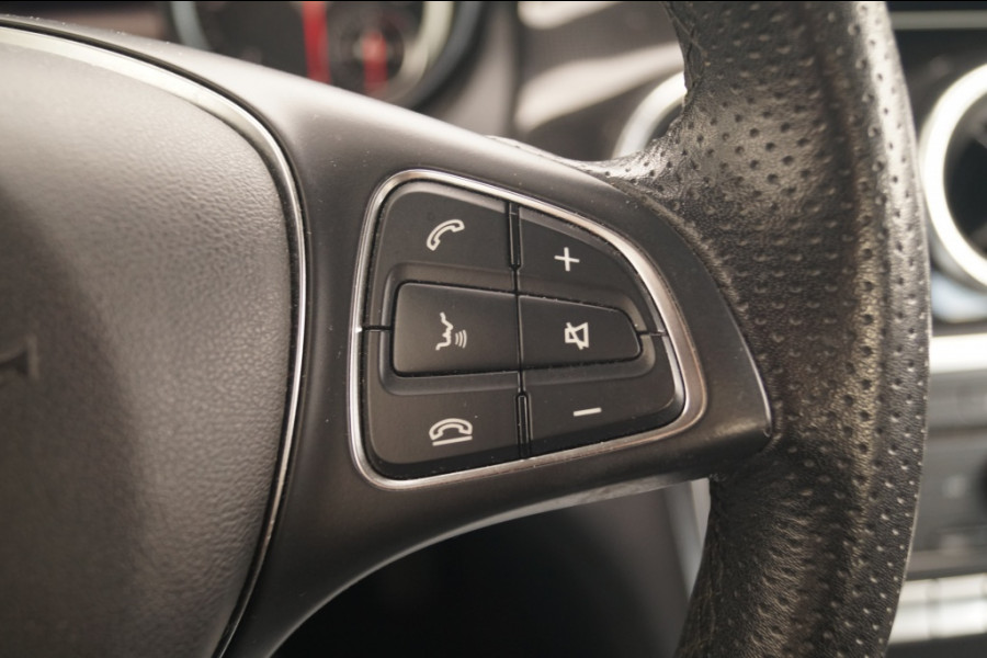 Mercedes-Benz CLA-Klasse 180d Edition -NAVI-AIRCO-PDC-CRUISE-