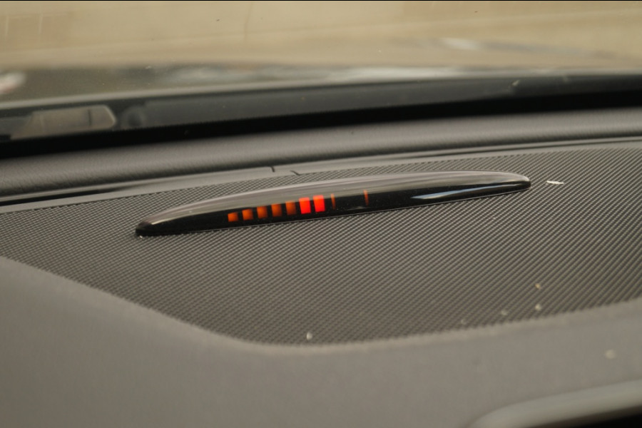 Mercedes-Benz CLA-Klasse 180d Edition -NAVI-AIRCO-PDC-CRUISE-