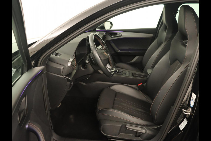 CUPRA Leon 1.4 e-Hybrid VZ | 245pk | Stoel & stuurverwarming | Adaptive cruise | Camera | Carplay | Navigatie | 19'' lichtmetalen velgen | Digital Cockpit | Sportstoelen | PHEV | Plug In