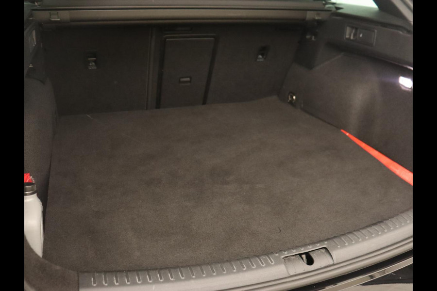 CUPRA Leon 1.4 e-Hybrid VZ | 245pk | Stoel & stuurverwarming | Adaptive cruise | Camera | Carplay | Navigatie | 19'' lichtmetalen velgen | Digital Cockpit | Sportstoelen | PHEV | Plug In