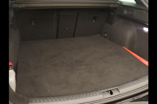CUPRA Leon 1.4 e-Hybrid VZ | 245pk | Stoel & stuurverwarming | Adaptive cruise | Camera | Carplay | Navigatie | 19'' lichtmetalen velgen | Digital Cockpit | Sportstoelen | PHEV | Plug In