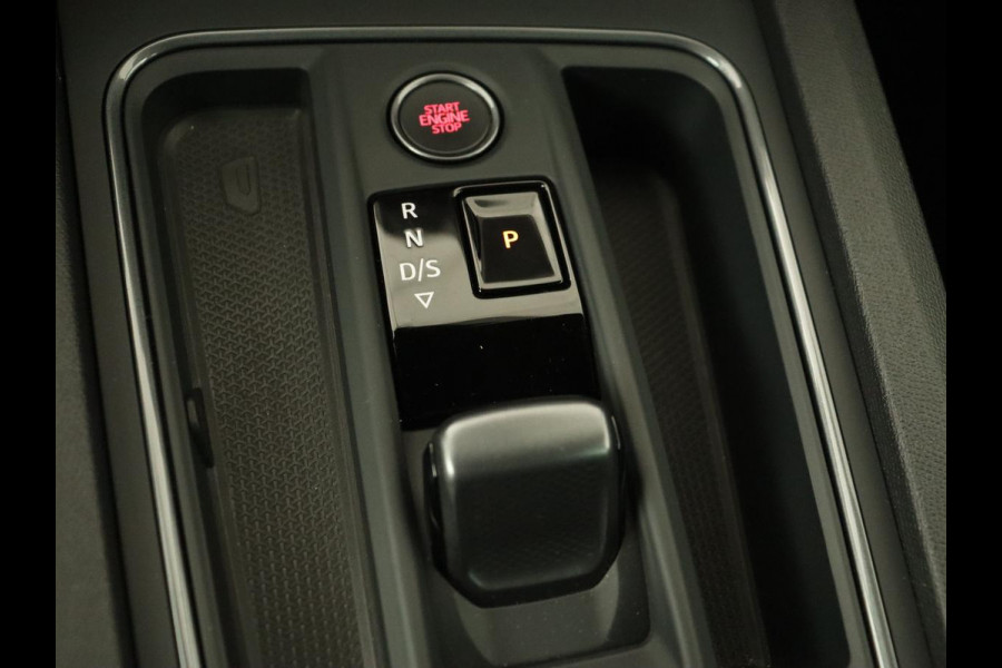 CUPRA Leon 1.4 e-Hybrid VZ | 245pk | Stoel & stuurverwarming | Adaptive cruise | Camera | Carplay | Navigatie | 19'' lichtmetalen velgen | Digital Cockpit | Sportstoelen | PHEV | Plug In