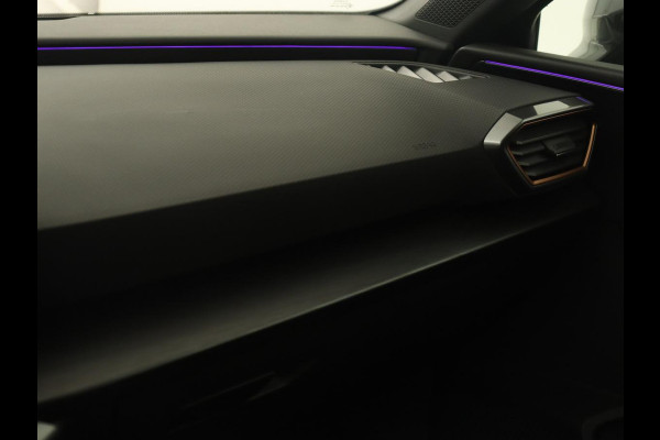 CUPRA Leon 1.4 e-Hybrid VZ | 245pk | Stoel & stuurverwarming | Adaptive cruise | Camera | Carplay | Navigatie | 19'' lichtmetalen velgen | Digital Cockpit | Sportstoelen | PHEV | Plug In