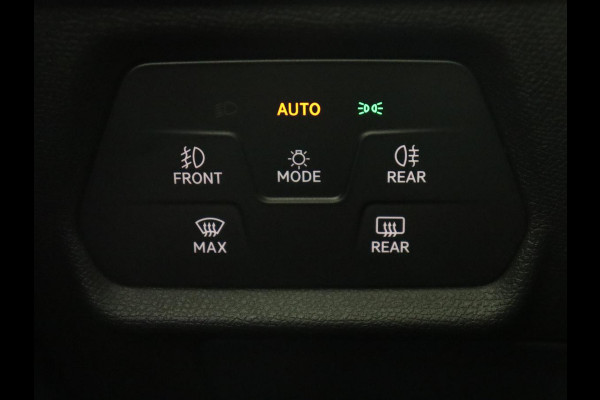 CUPRA Leon 1.4 e-Hybrid VZ | 245pk | Stoel & stuurverwarming | Adaptive cruise | Camera | Carplay | Navigatie | 19'' lichtmetalen velgen | Digital Cockpit | Sportstoelen | PHEV | Plug In