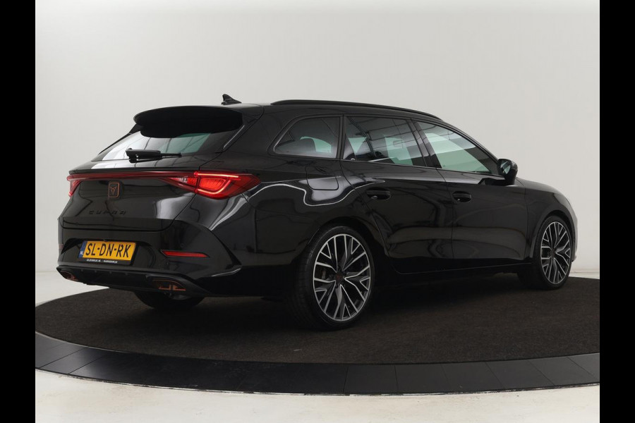CUPRA Leon 1.4 e-Hybrid VZ | 245pk | Stoel & stuurverwarming | Adaptive cruise | Camera | Carplay | Navigatie | 19'' lichtmetalen velgen | Digital Cockpit | Sportstoelen | PHEV | Plug In