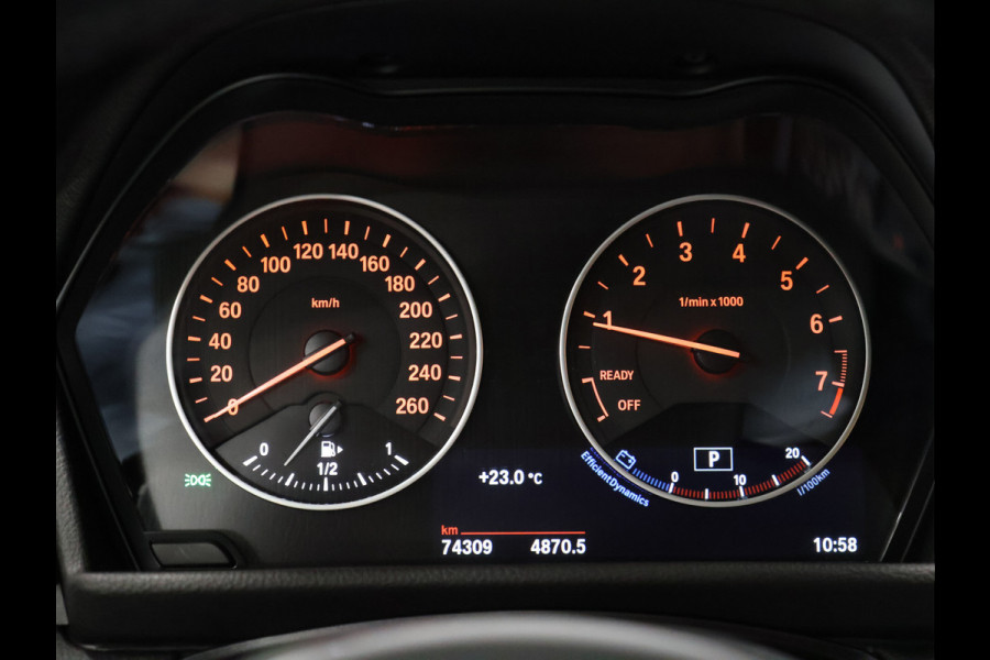 BMW 2 Serie Active Tourer 218i Centennial High Executive [HEAD-UP DISPLAY, GROOT NAVIGATIE, TREKHAAK, PDC V+A, CRUISE CONTROL, BLUETOOTH TELEFOON, STOELVERWARMING, AUTOMATISCHE AIRCO, NIEUWSTAAT]