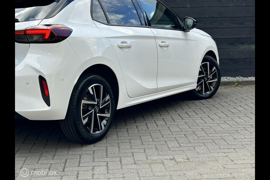 Opel Corsa 1.2 Turbo GS 100 PK clima / fm nav + carplay / 17" lm / LED