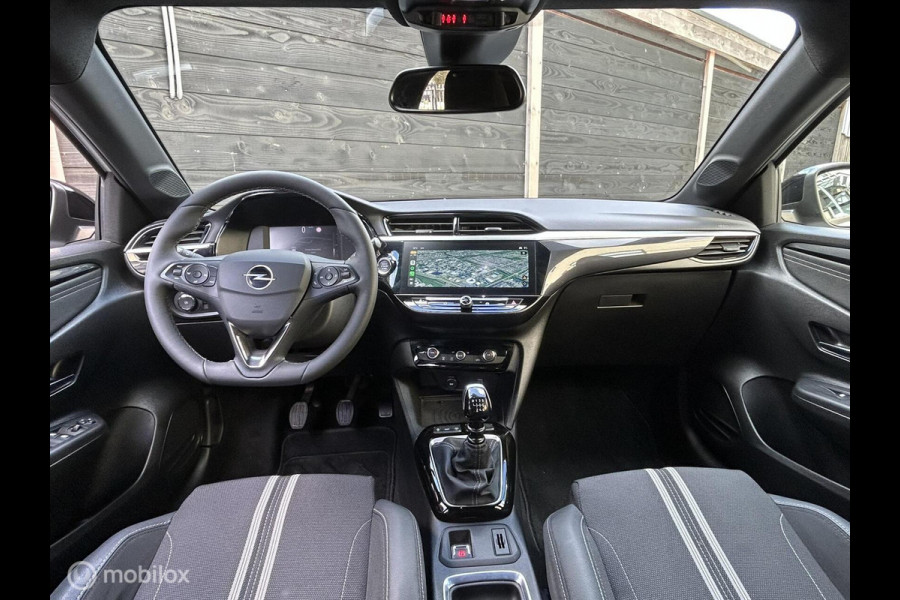 Opel Corsa 1.2 Turbo GS 100 PK clima / fm nav + carplay / 17" lm / LED