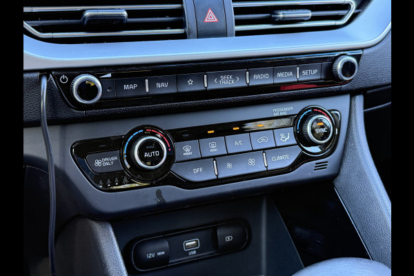 Kia Niro 1.6 GDi Hybrid DynamicLine | CLIMA | NAVI | CAMERA A | CARPLAY | PDC 2X | AD CRUISE | PRIVACY GLASS |