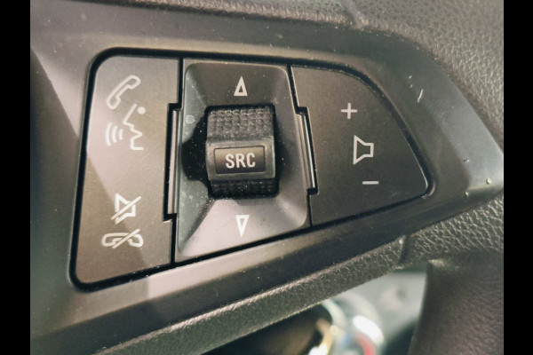 Opel KARL 1.0 Rocks Online Edition AUTOMAAT Rijklaar + 12 maanden Bovag-garantie Henk Jongen Auto's in Helmond,  al 50 jaar service zoals 't hoort!