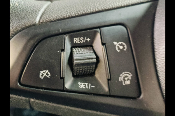 Opel KARL 1.0 Rocks Online Edition AUTOMAAT Rijklaar + 12 maanden Bovag-garantie Henk Jongen Auto's in Helmond,  al 50 jaar service zoals 't hoort!