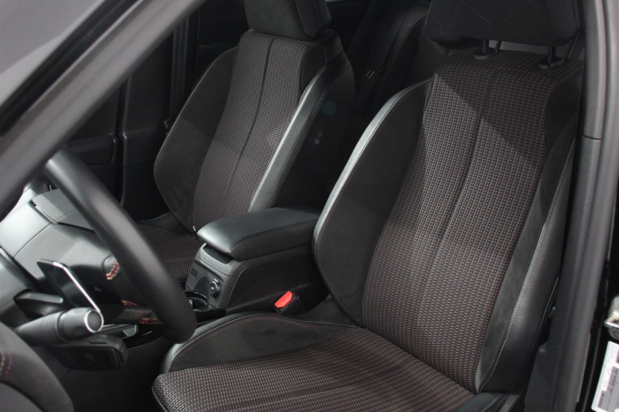 DS DS 3 Crossback 1.2 PureTech 130 PK Automaat Performance Line | Climate Control | Parkeer sensoren Achter | Lichtmetalen velgen