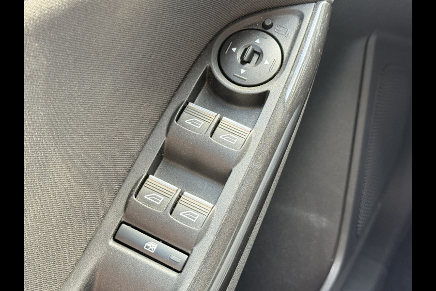 Ford Focus BWJ 2018 | 1.0 126PK Titanium | TREKHAAK | CAMERA  | CLIMA | NAVI | CARPLAY | SPORTSTOELEN | CRUISE | PDC 2X