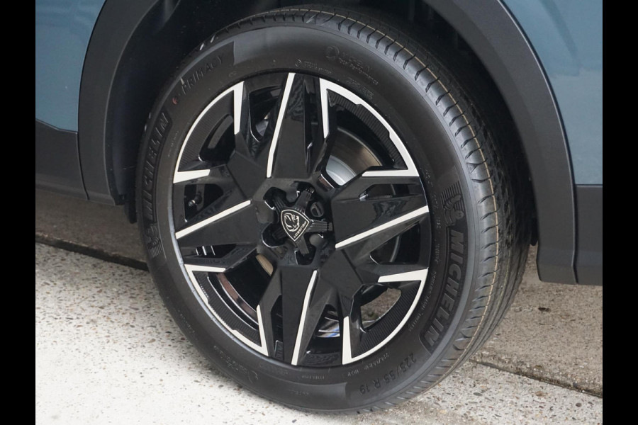 Peugeot 5008 1.2 Hybrid 145 Allure