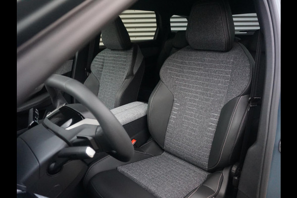 Peugeot 5008 1.2 Hybrid 145 Allure