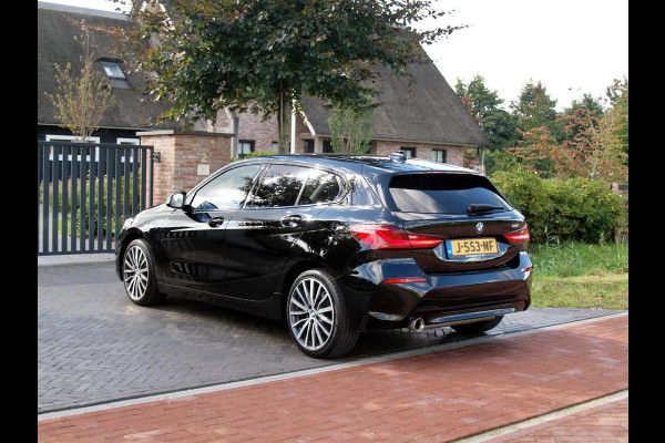 BMW 1-serie 118i Executive Edition | Apple Carplay | Cruise Control | Parkeersensoren | Automaat |
