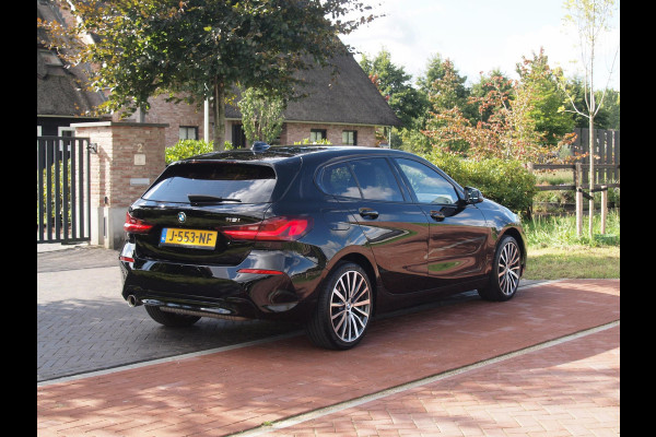 BMW 1-serie 118i Executive Edition | Apple Carplay | Cruise Control | Parkeersensoren | Automaat |