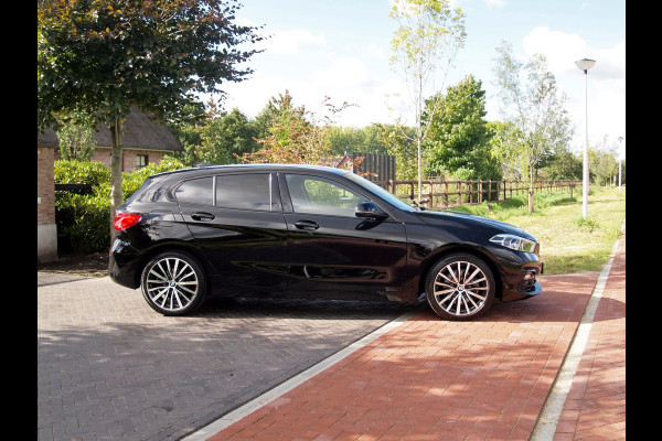 BMW 1-serie 118i Executive Edition | Apple Carplay | Cruise Control | Parkeersensoren | Automaat |