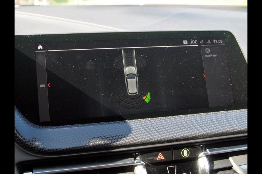 BMW 1-serie 118i Executive Edition | Apple Carplay | Cruise Control | Parkeersensoren | Automaat |