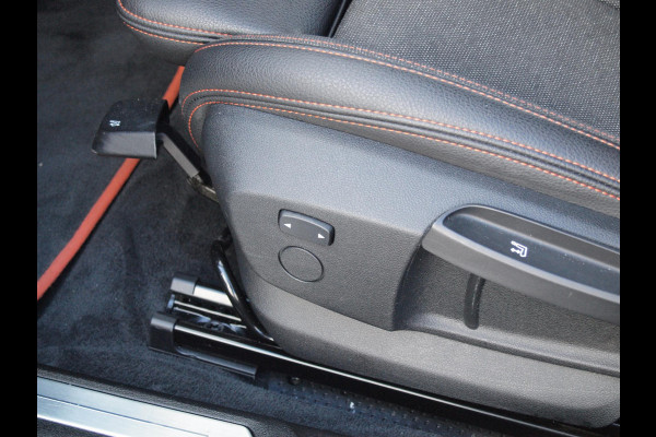 BMW 1-serie 118i Executive Edition | Apple Carplay | Cruise Control | Parkeersensoren | Automaat |